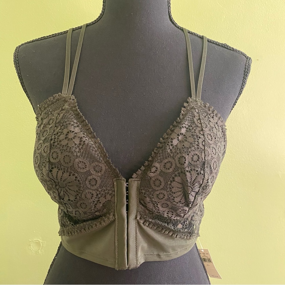 Aerie Cable Lace Crisscross brallete